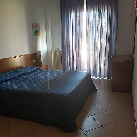 Kristall ホテル ディアーノ・マリーナ