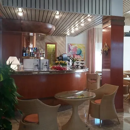 Kristall Hotel