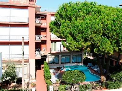 ホテル Kristall ディアーノ・マリーナ