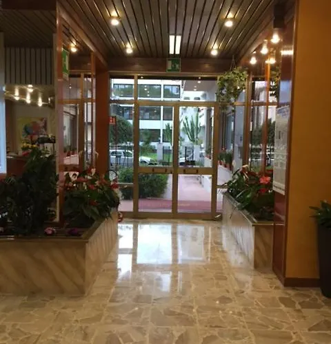 Kristall Hotel 3*
