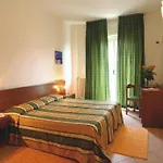 Hotel Kristall 3*
