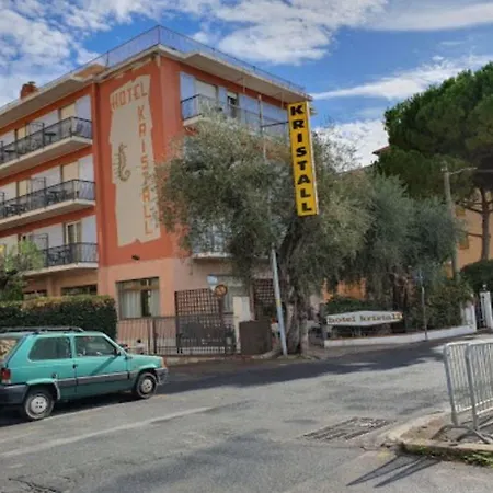 Hotel Kristall 3*