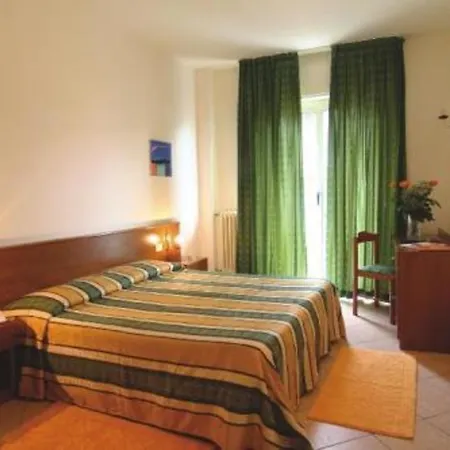 Hotel Kristall 3*